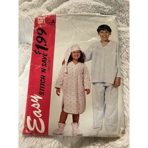 McCall's 6821 (1993) Nightshirt, Pajamas, Hat, and Bootees - Size XS-S Cut